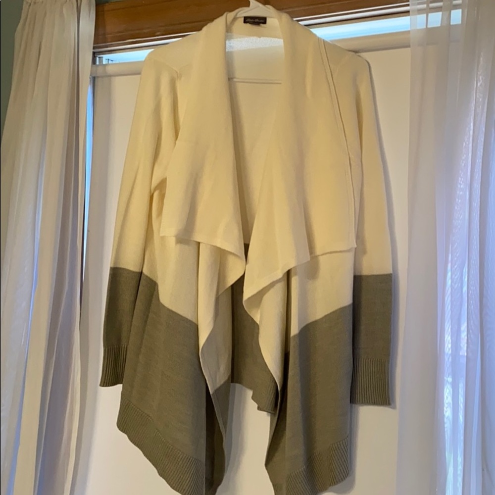 Eddie Bauer Cream and Gray Medium sweater! NWOT